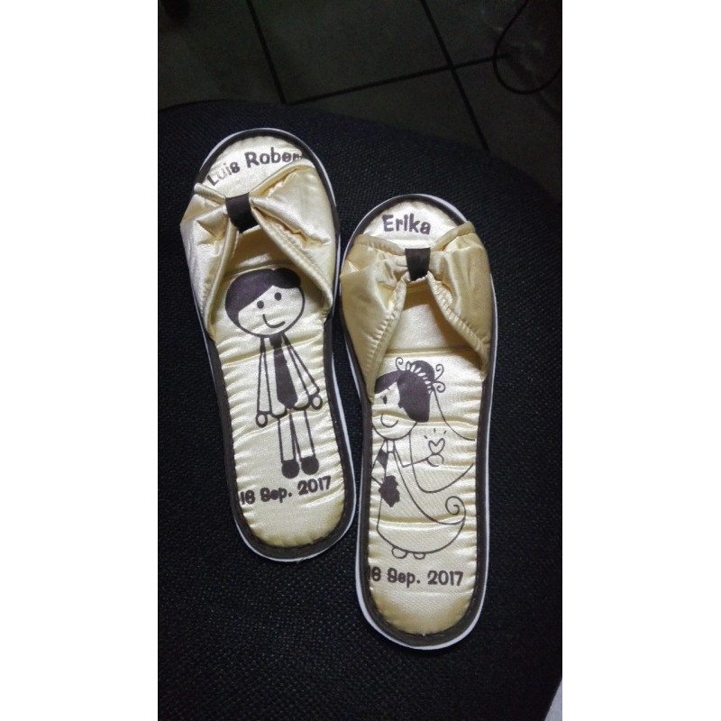Pantuflas: estilo orca-pollo, toalla, por pieza.